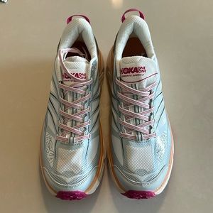 HOKA One Mafate Speed, M size 11 W size 12, Colors: white, orange, pink and grey